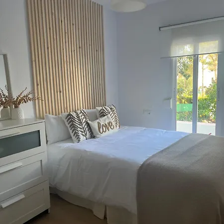 Estupenda Vivienda En *